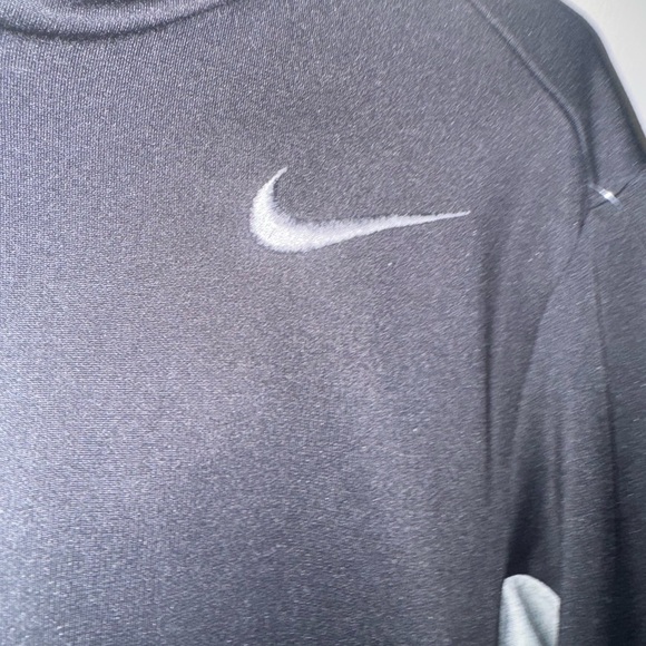 Nike Men's Black Hoodie with White Logo - Picture 3 of 9